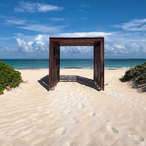 the ocean is calling ☎️🌊

this cold weather has our phone ringing off the hook! 📞pytco travelers are ready to jet off to a warm destination and we are here to help (with added amenities too, of course 💁🏼‍♀️)

#pytco #luxurytravel #beach